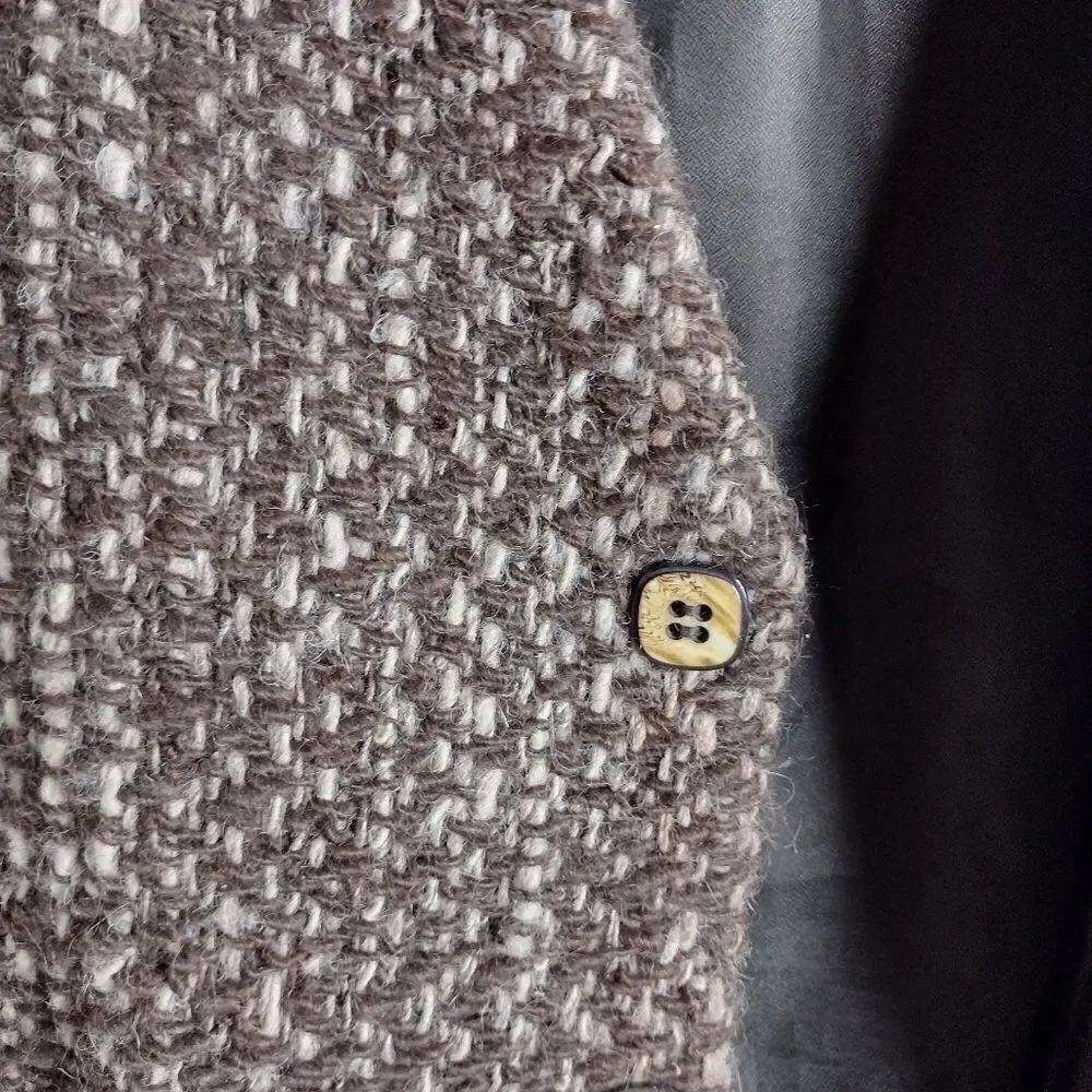 Custom made llama vest  - Picture 2 of 7